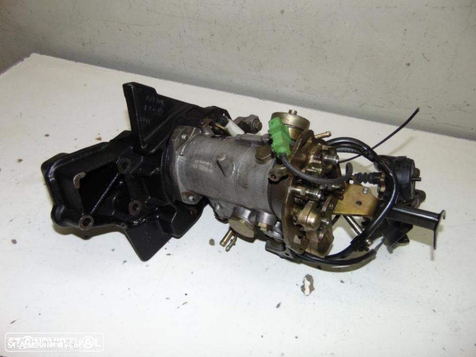 Mitsubishi Carisma 1.9 TD bomba injectora - 2