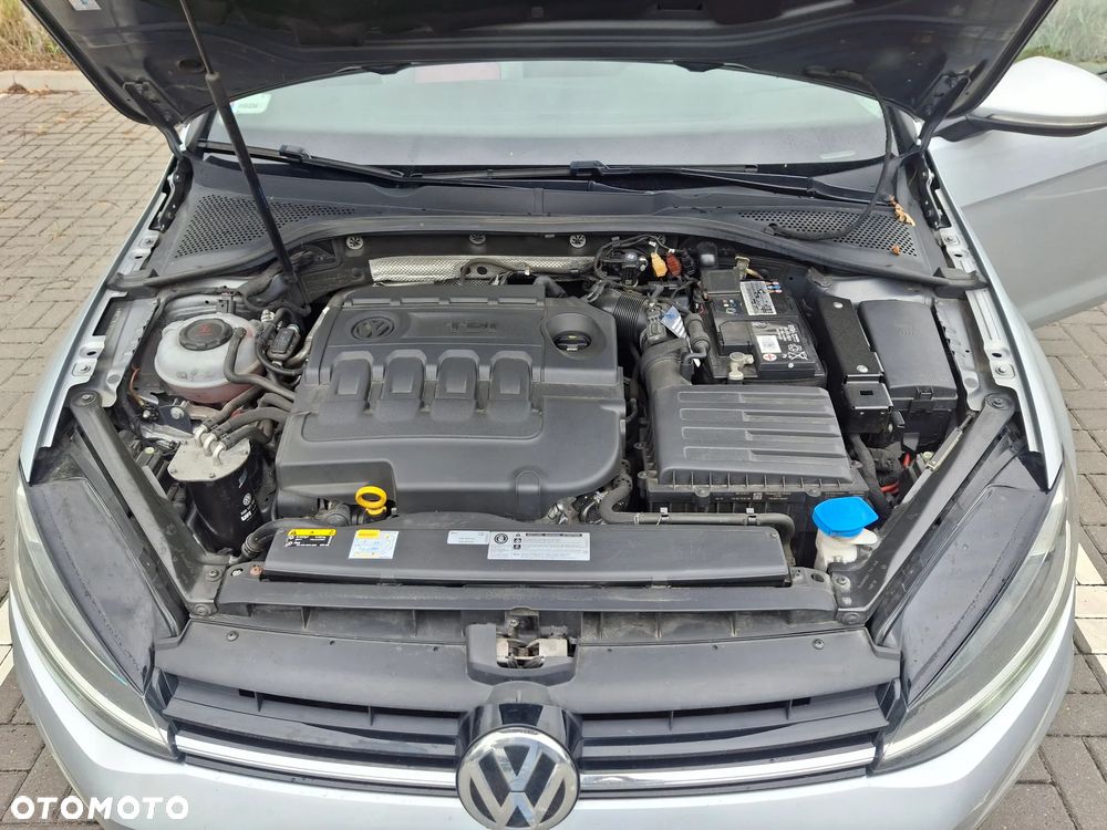Volkswagen Golf 1.6 TDI BMT Comfortline - 20