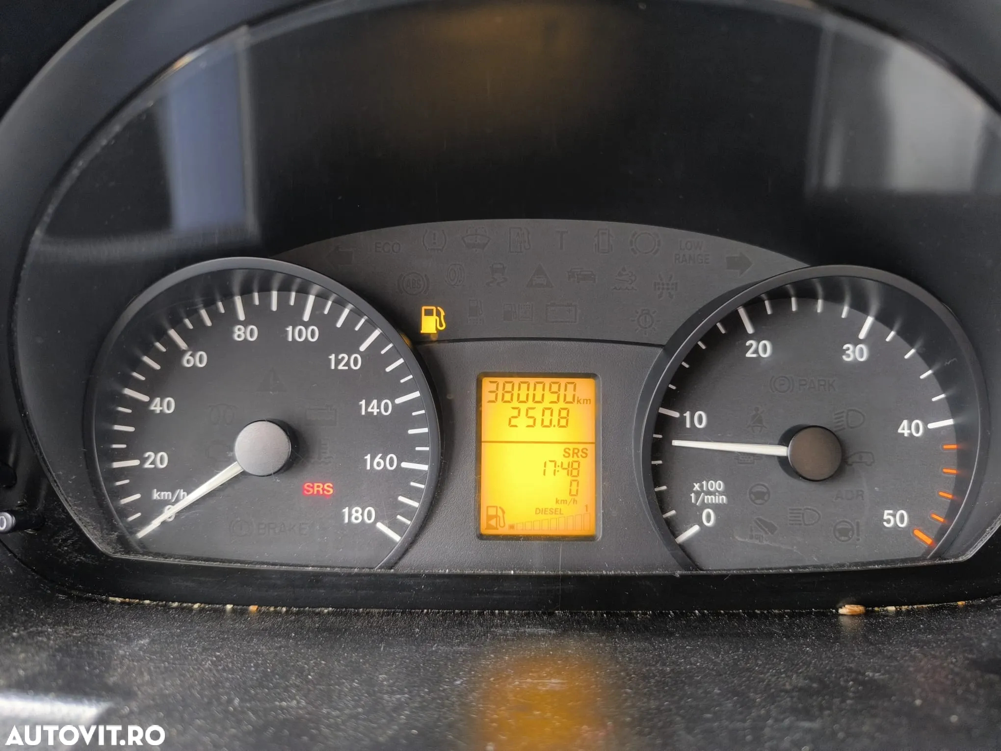 Mercedes-Benz Sprinter - 21