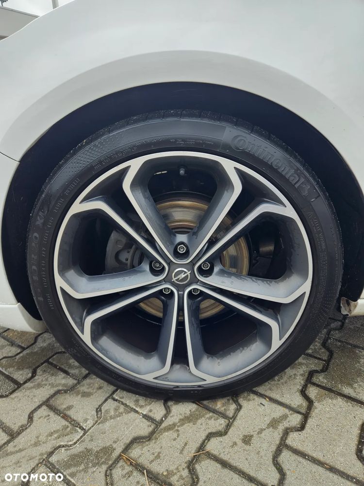 Opel Astra IV GTC 1.4 T Sport S&S EU6 - 10