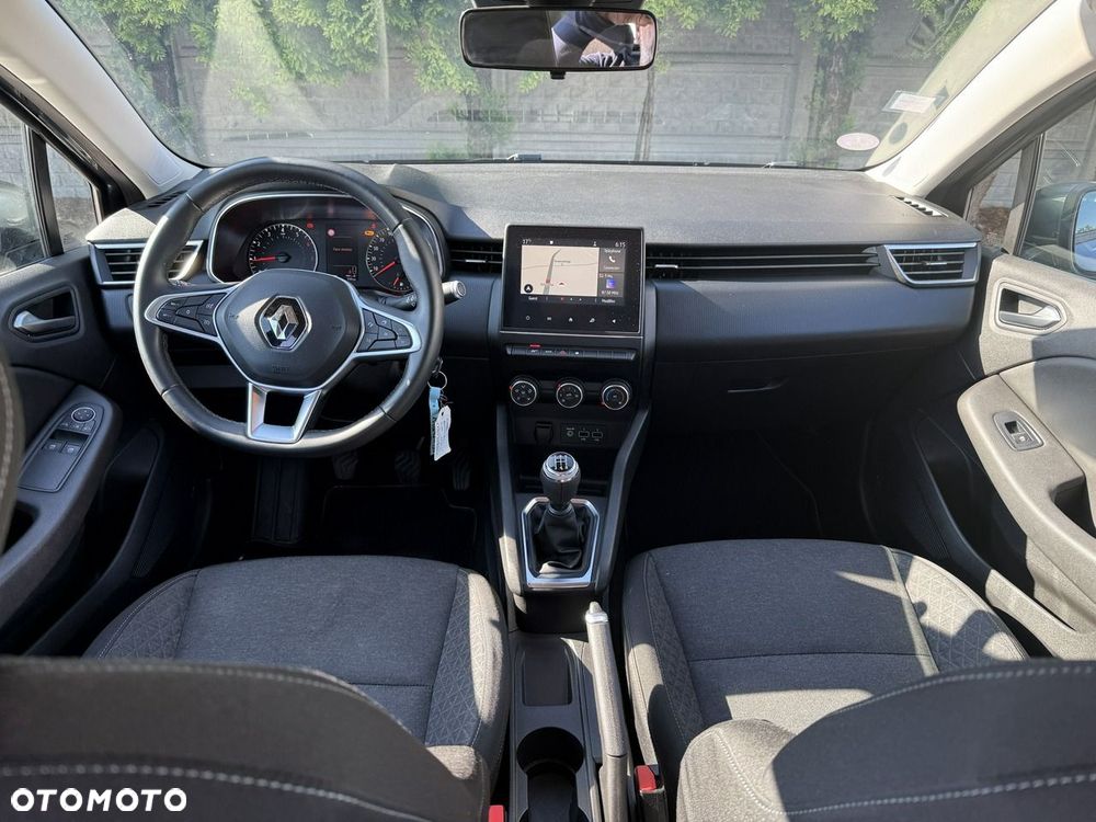 Renault Clio - 8