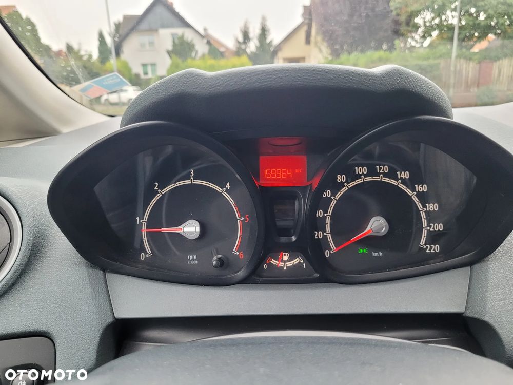 Ford Fiesta - 16