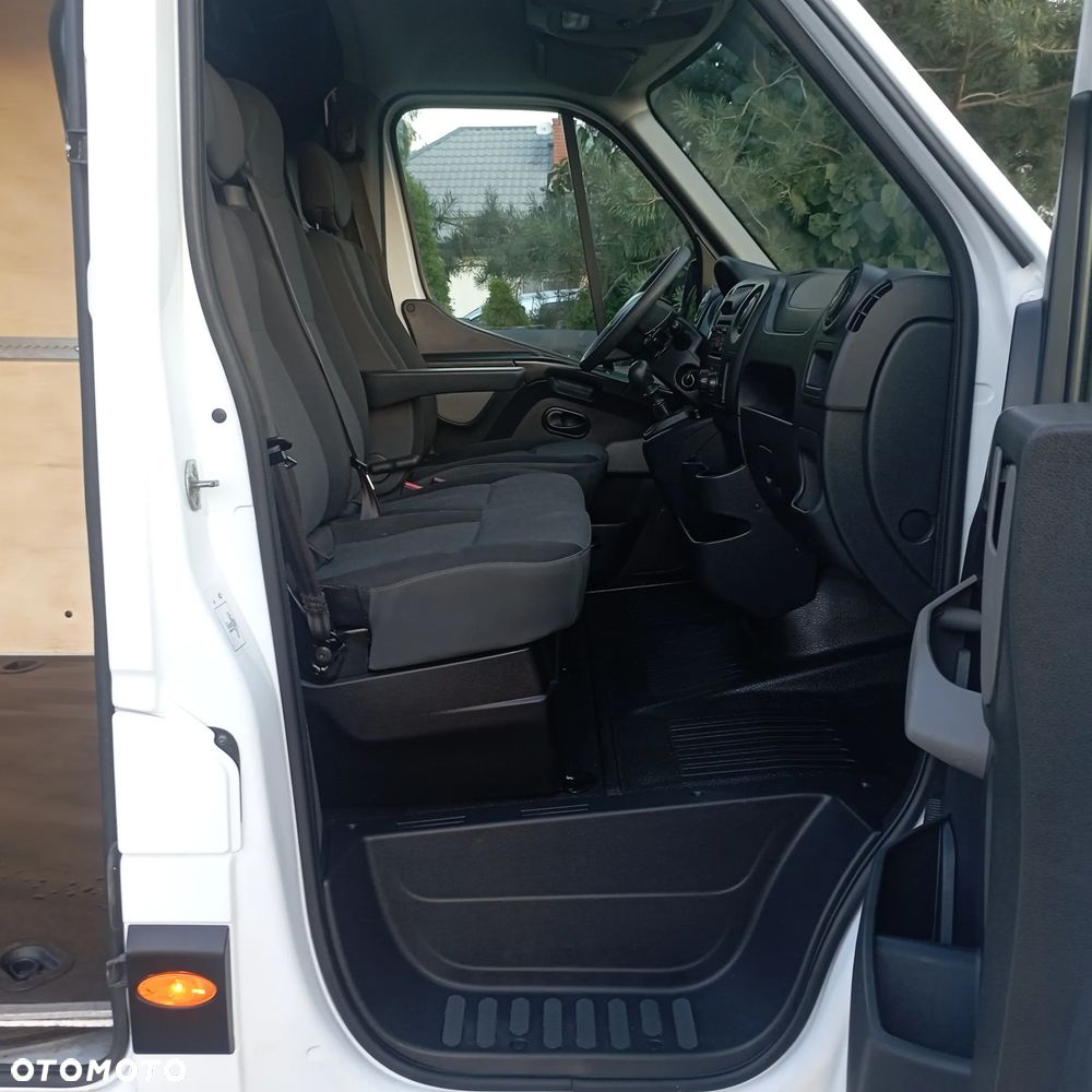 Renault Master - 17