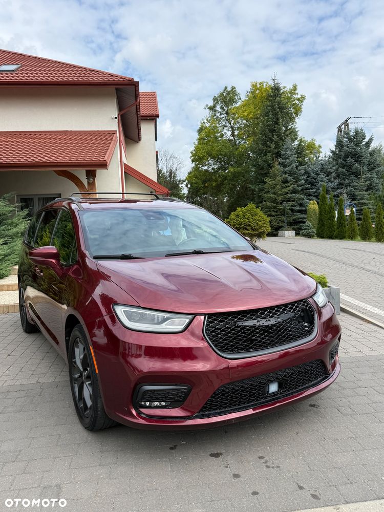 Chrysler Pacifica - 6