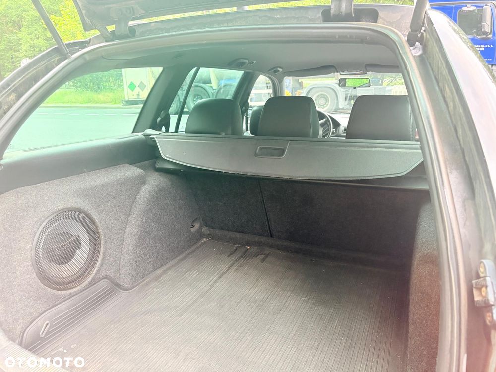 Skoda Octavia 1.8T Tour Plus - 22