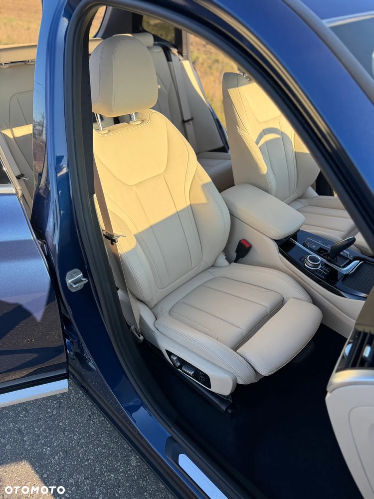 BMW X3 xDrive30i xLine - 23