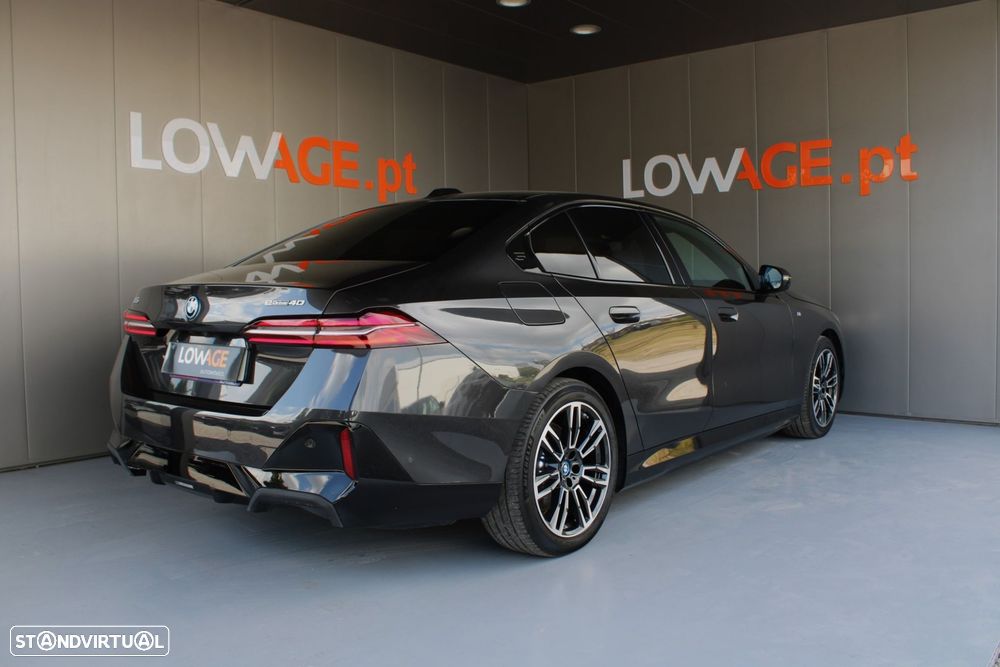 BMW i5 eDrive40 Pack Desportivo M - 4