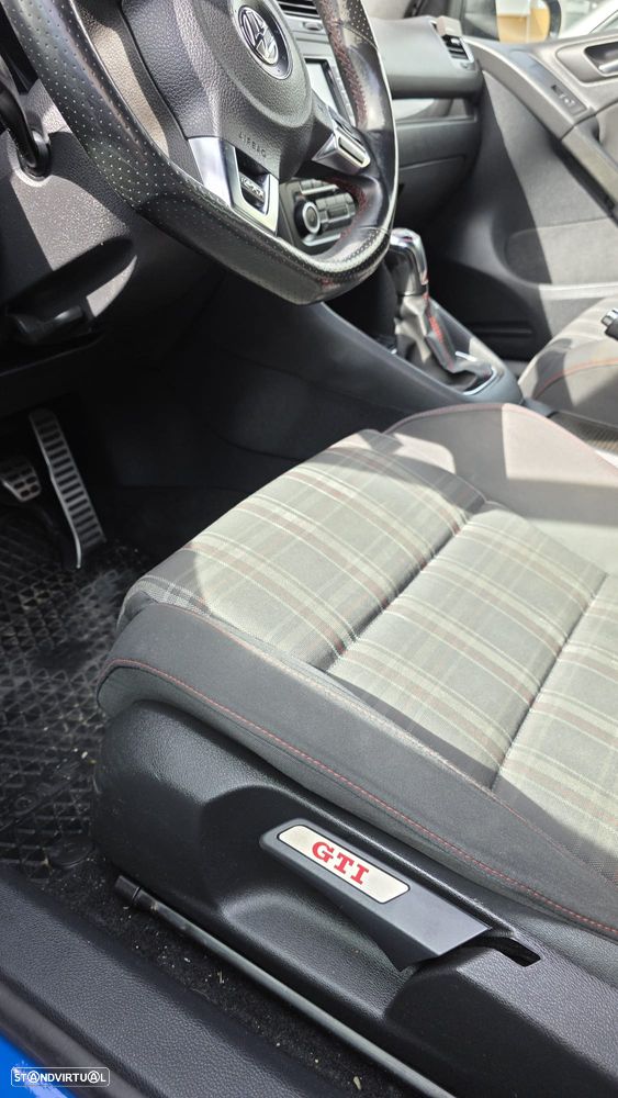 VW Golf 2.0 GTI - 6
