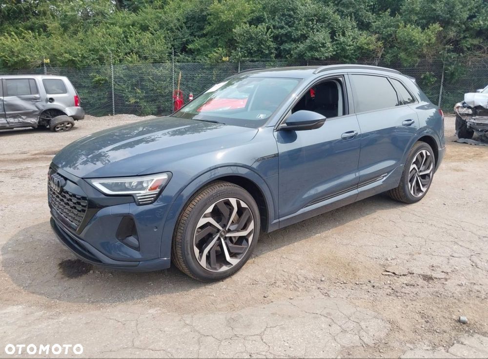 Audi Q8 e-tron - 3