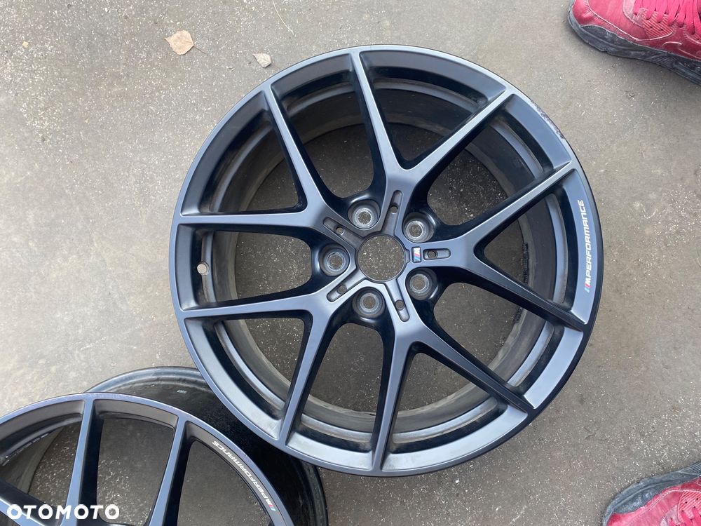 BMW 1 F40 2 II F44 F45 F46 X1 X2 M pakiet M-pakiet ORYGINALNA ! felga aluminiowa 18 cali.   8 J x 18  8Jx18  5x112 5 x 112  ET54 is 54 8092353  8092354 alufelga M PERFORMANCE MPERFORMANCE M-PERFORMANCE 032620 - 1