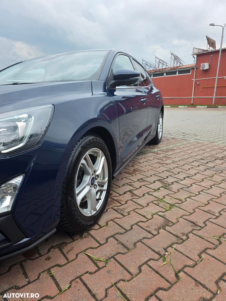 Ford Focus - 4