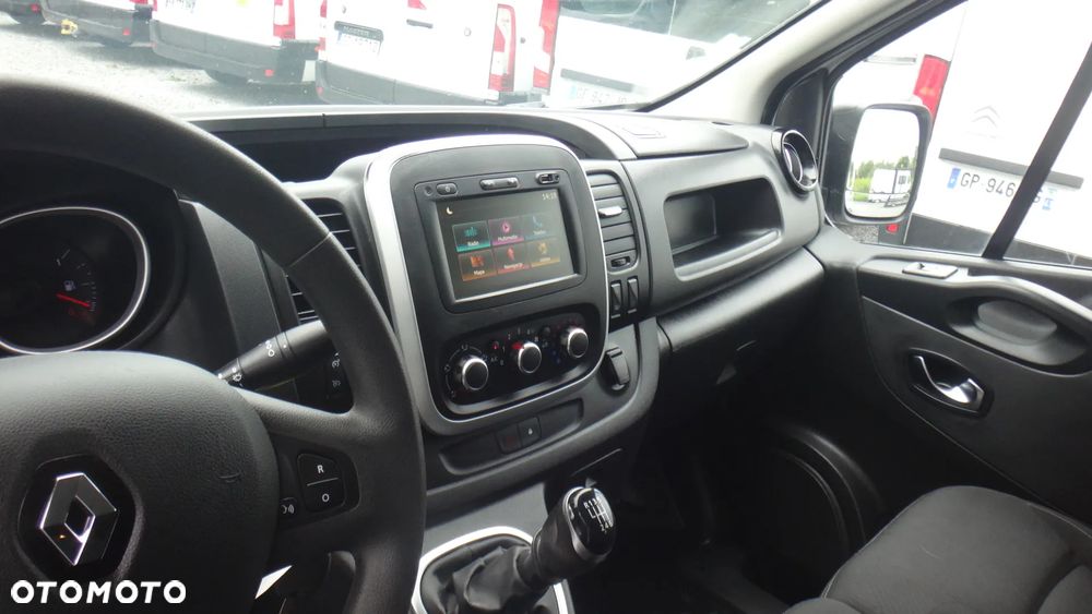 Renault Trafic - 10