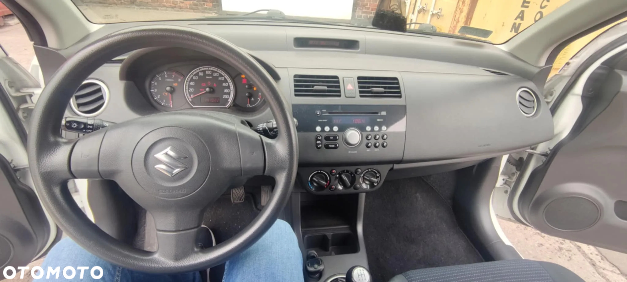 Suzuki Swift - 9