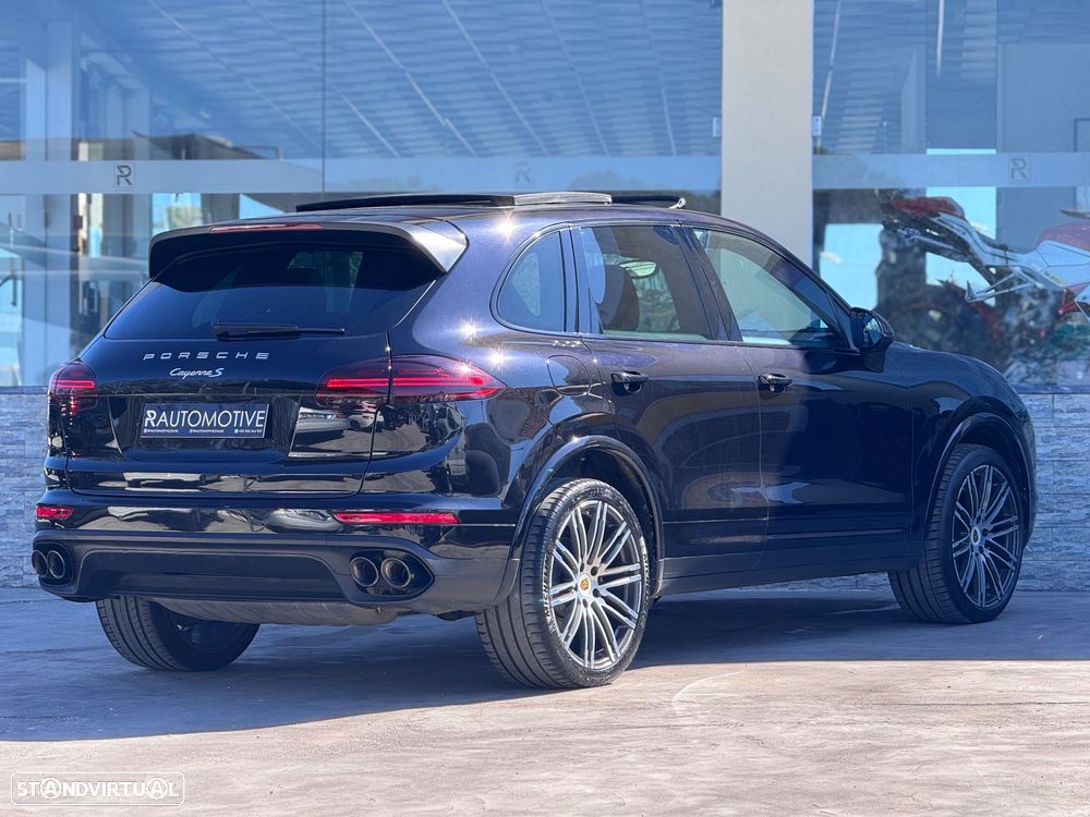 Porsche Cayenne Diesel Platinum Edition - 4