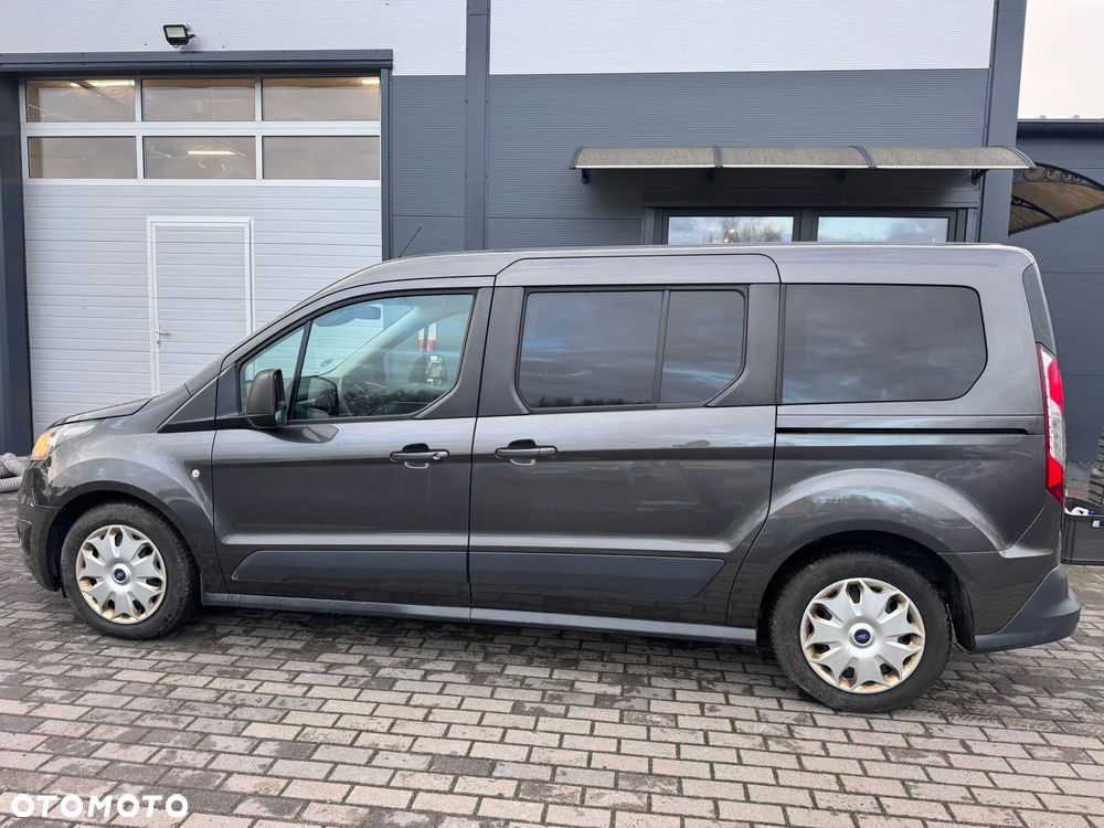 Ford Tourneo Connect Grand - 19