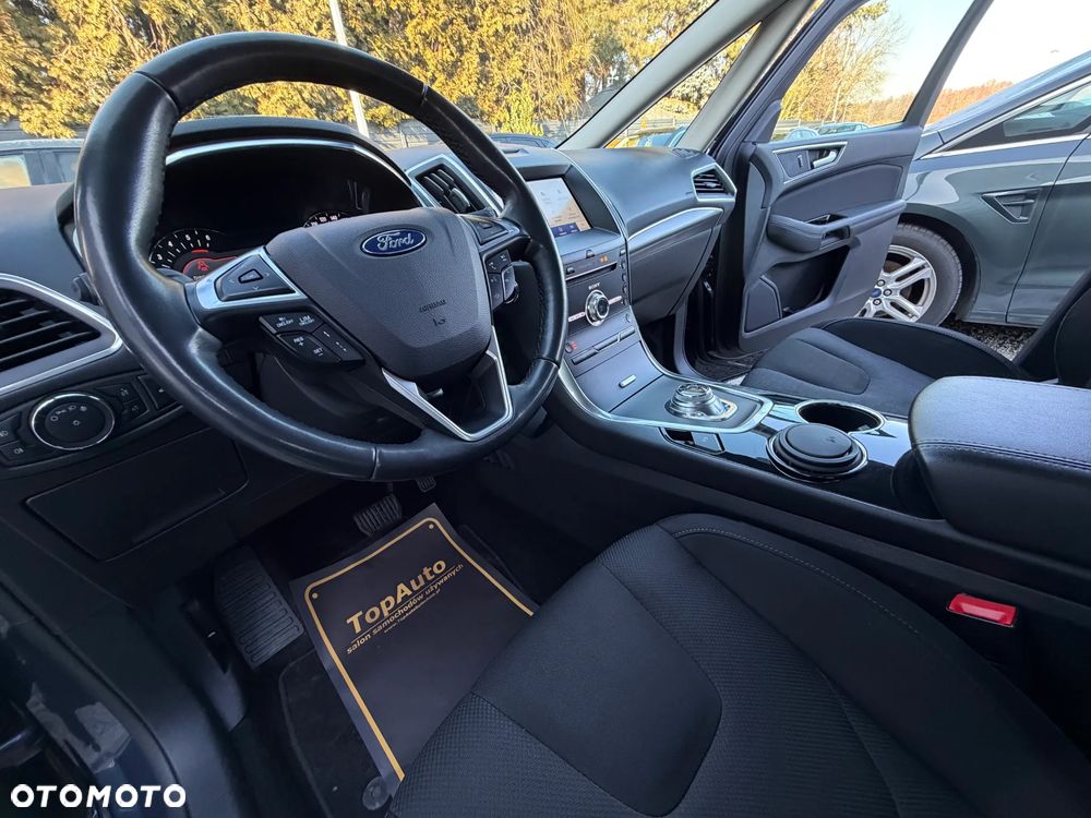 Ford S-Max 2.0 EcoBlue Titanium - 19