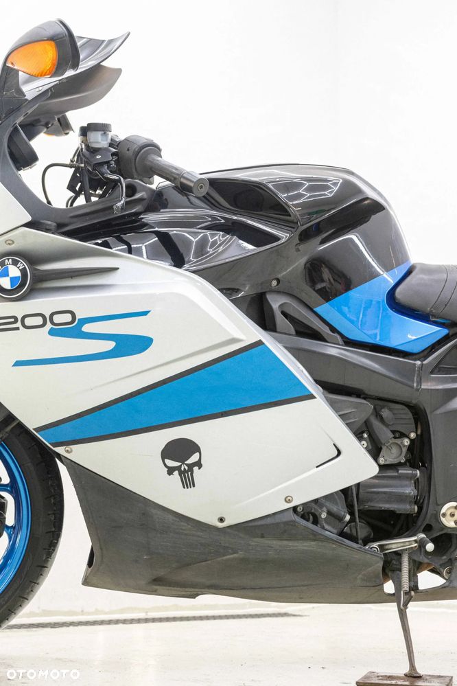 BMW K - 13