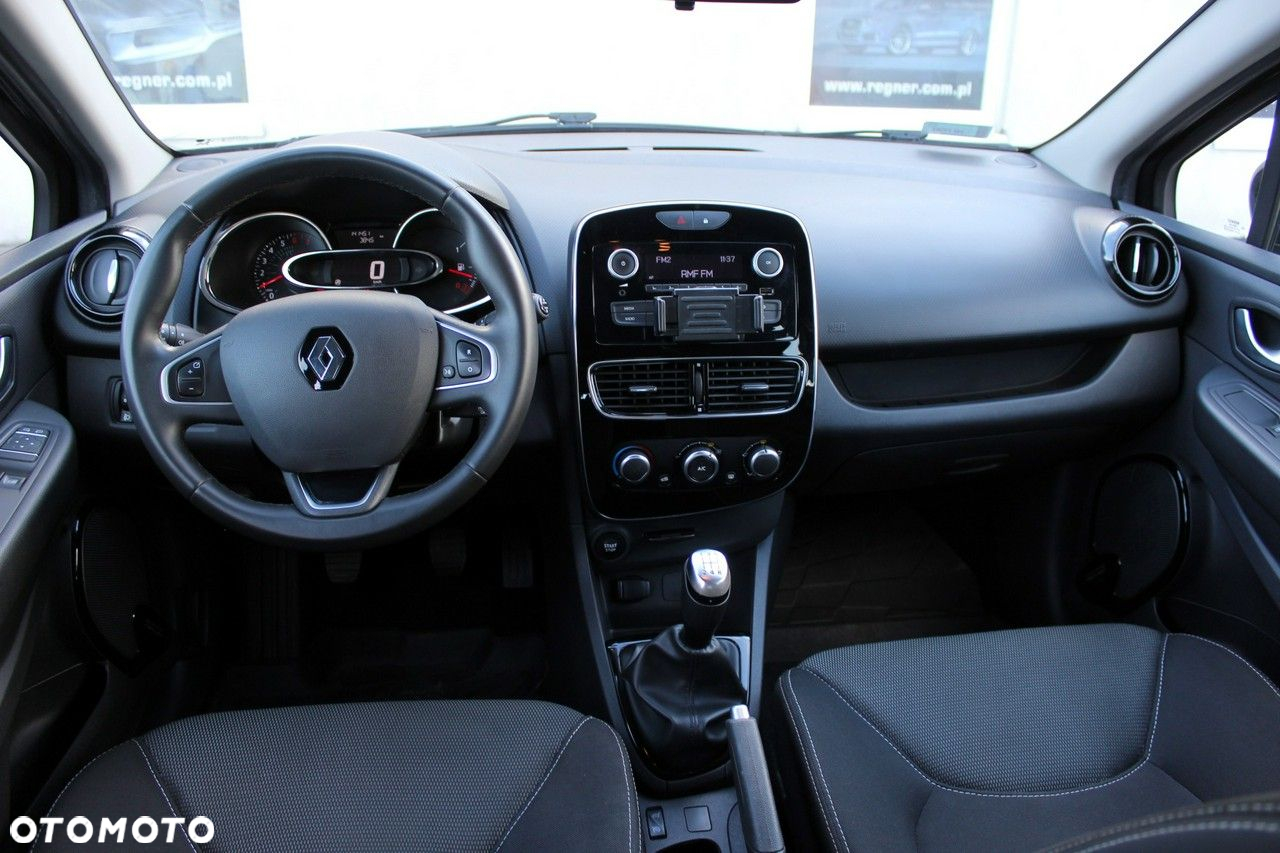 Renault Clio - 9