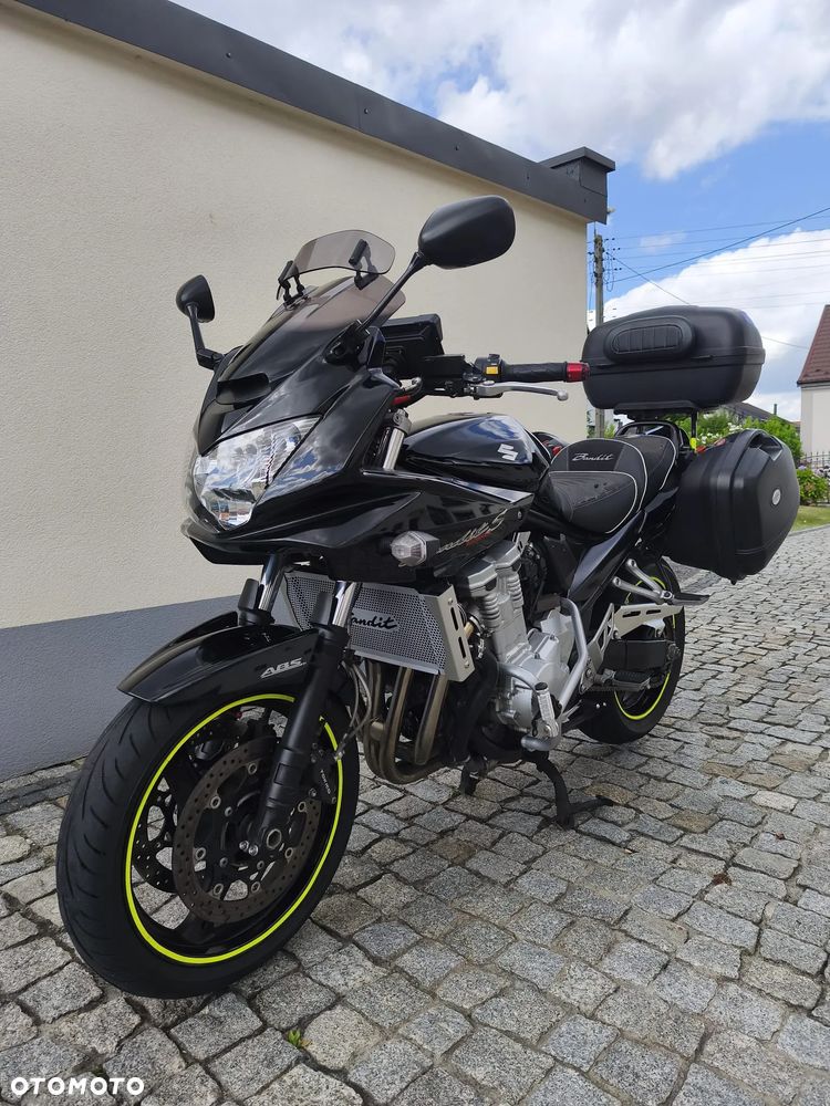 Suzuki Bandit - 3