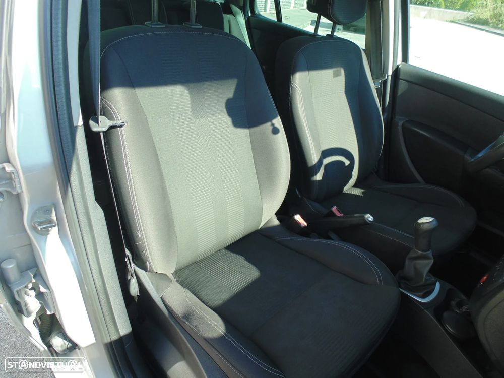 Renault Clio Break 1.2 16V Dynamique S - 18