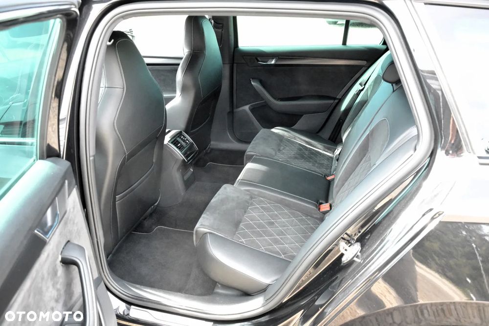 Skoda Superb 2.0 TSI 4x4 Sportline DSG - 36