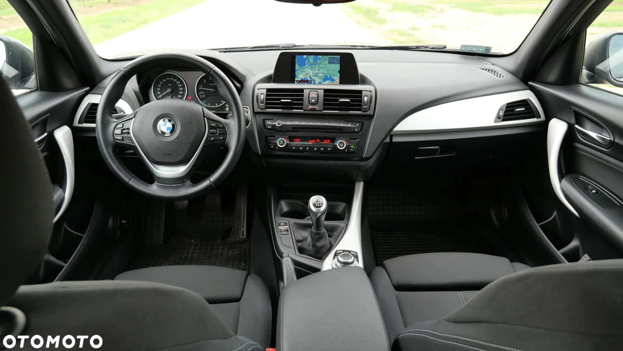BMW Seria 1 116i - 10