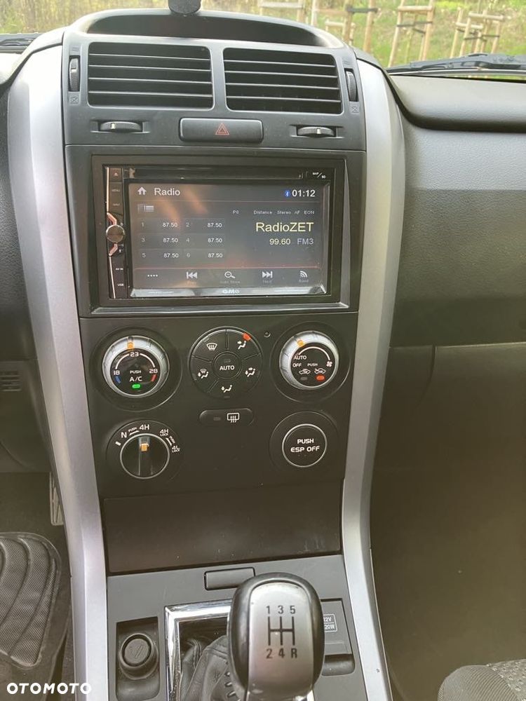 Suzuki Grand Vitara 2.0 - 12