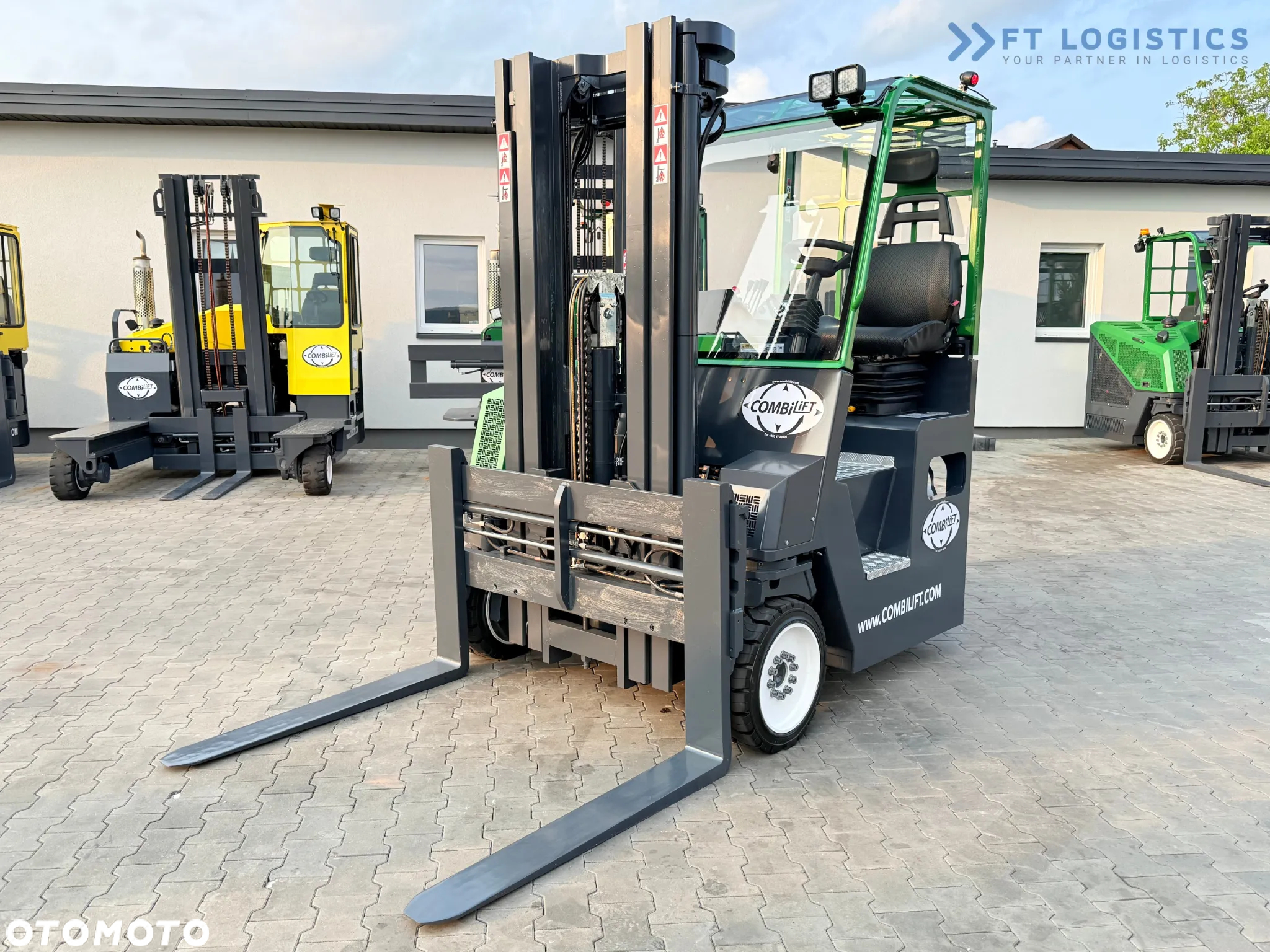 Combilift C4000CB / TRIPLEX - 5200MM / GAS / WOLNY SKOK / POZYCJONER WIDEŁ / PRZESUW WIDEŁ / WYSOKOŚĆ 2450MM / JAK NOWY - 3