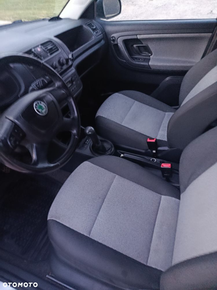 Skoda Fabia - 6
