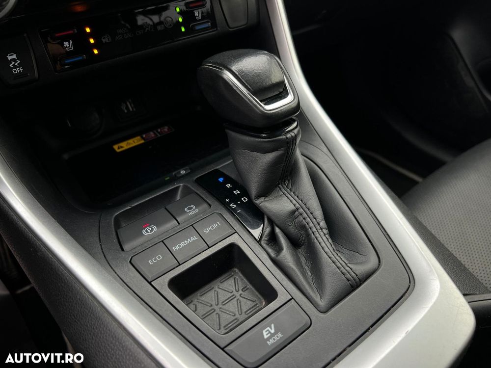 Toyota RAV4 - 17