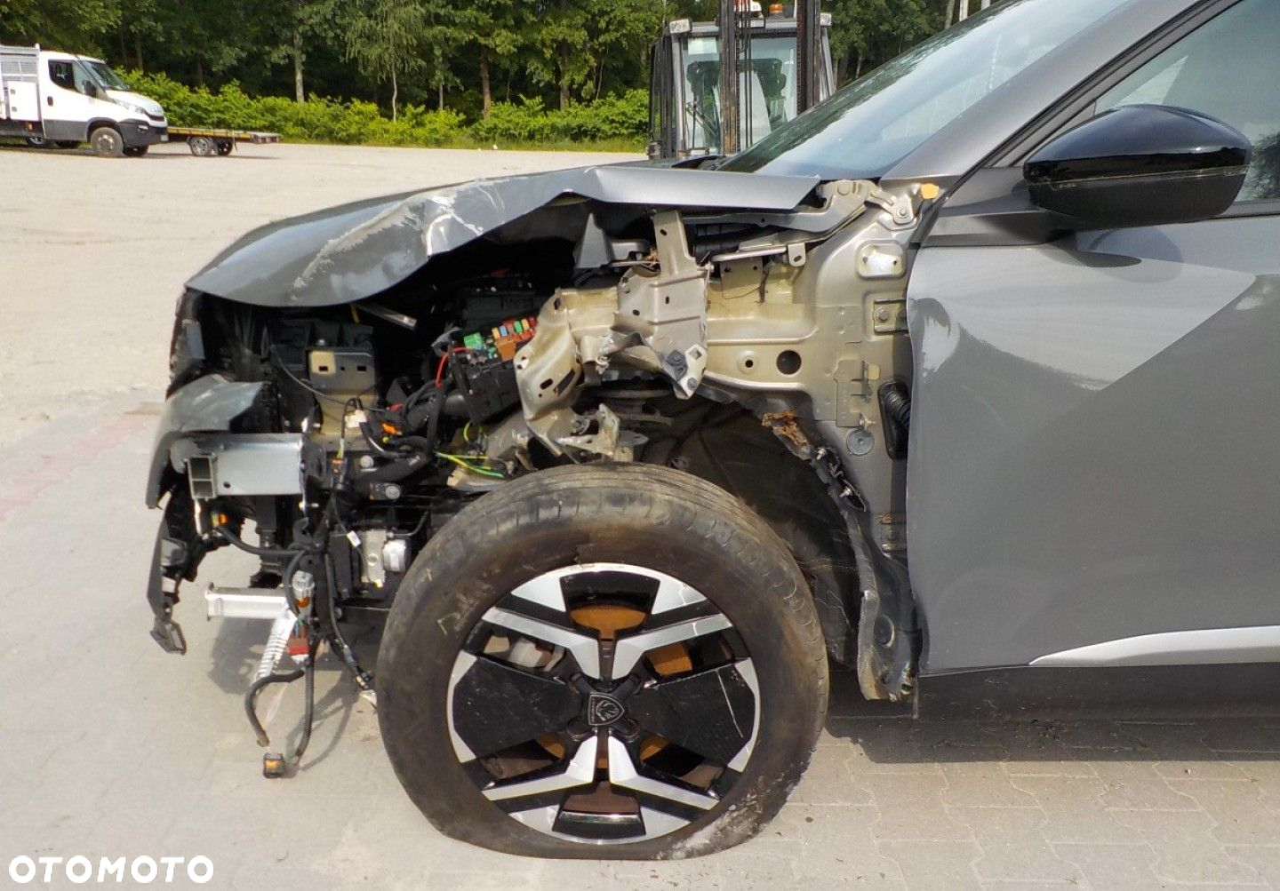 Peugeot 2008 - 14