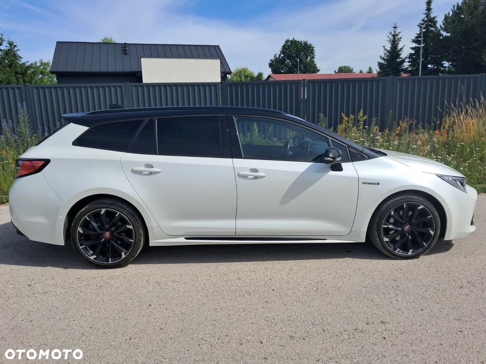 Toyota Corolla 2.0 Hybrid GR Sport - 11