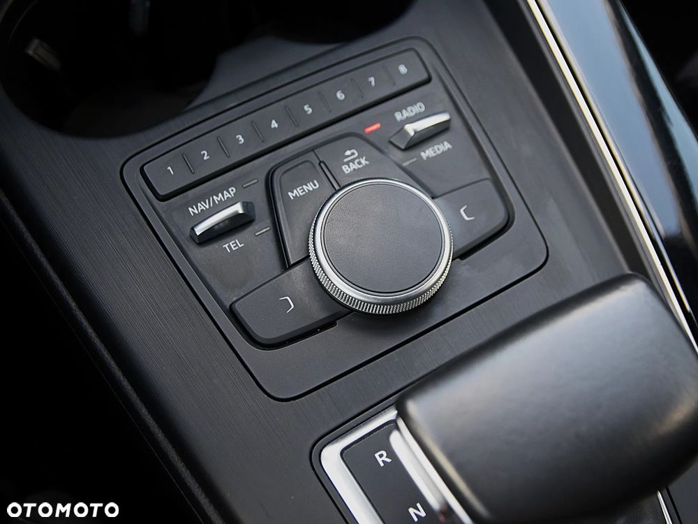 Audi A4 Avant 1.4 TFSI S tronic - 19