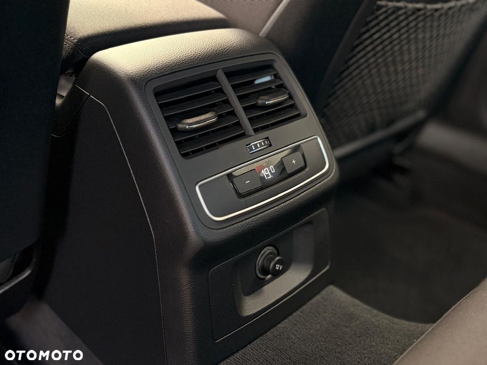 Audi A4 Limousine 40 TDI mHEV Quattro S tronic - 17