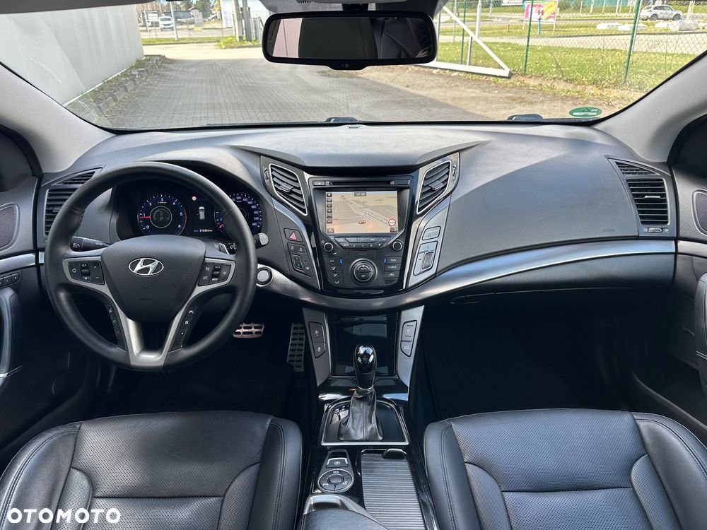 Hyundai i40 Kombi 1.7 CRDi DCT Premium - 12