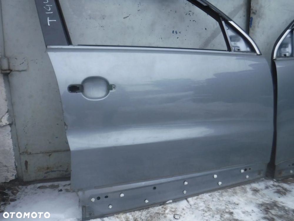 Vw Tiguan I 5N drzwi lewe prawe tyl   DR7N - 9