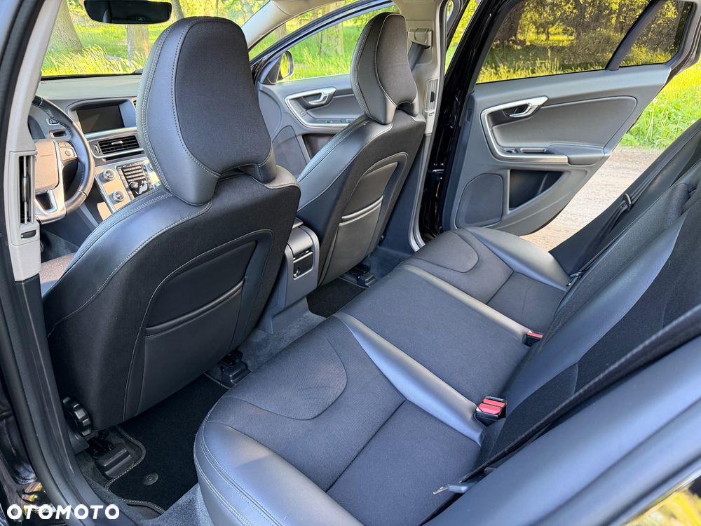 Volvo V60 D2 Drive-E Dynamic Edition (Momentum) - 21
