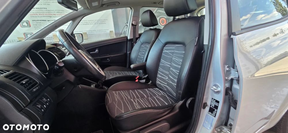 Kia Venga 1.6 CRDi 128 ISG Vision - 31