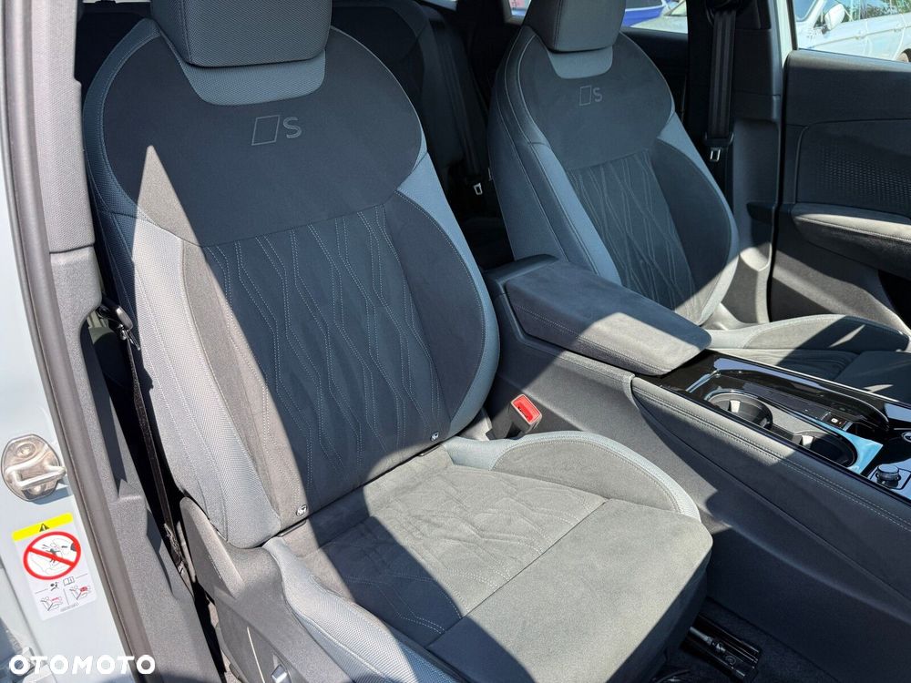 Audi Q3 Sportback - 32