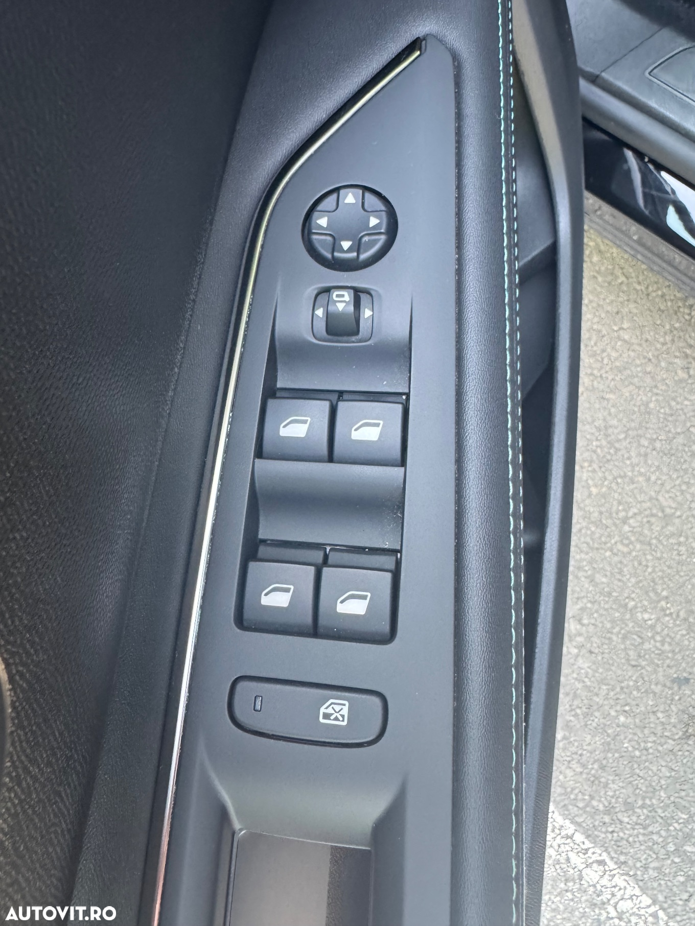 Peugeot 3008 PHEV EAT8 Allure - 21