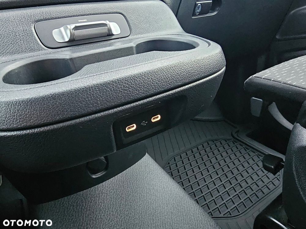 Mercedes-Benz Vito - 40