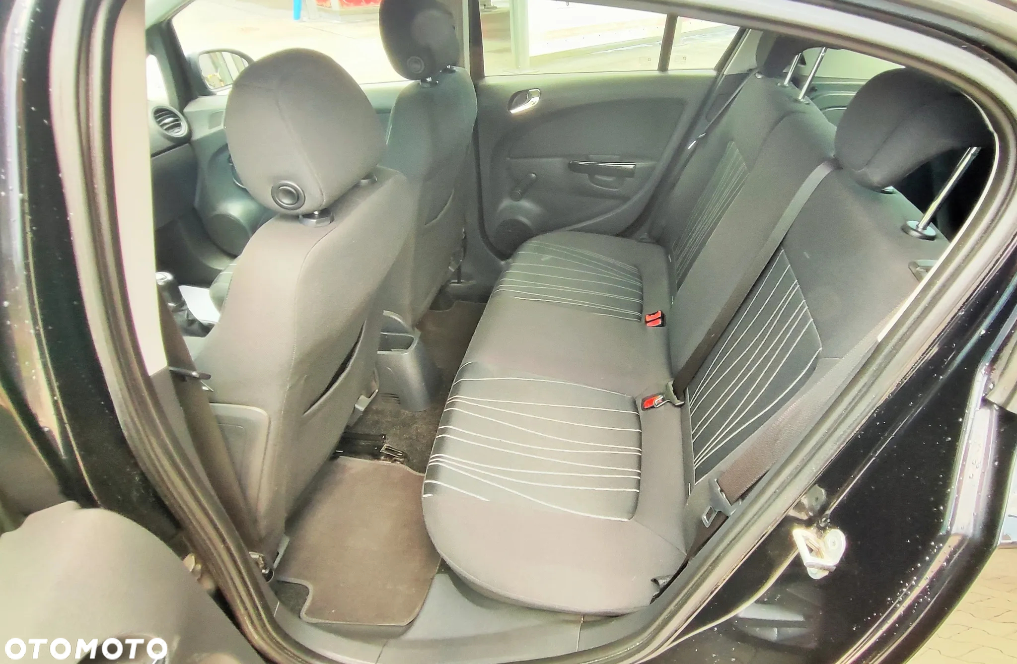 Opel Corsa 1.4 16V 111 - 9