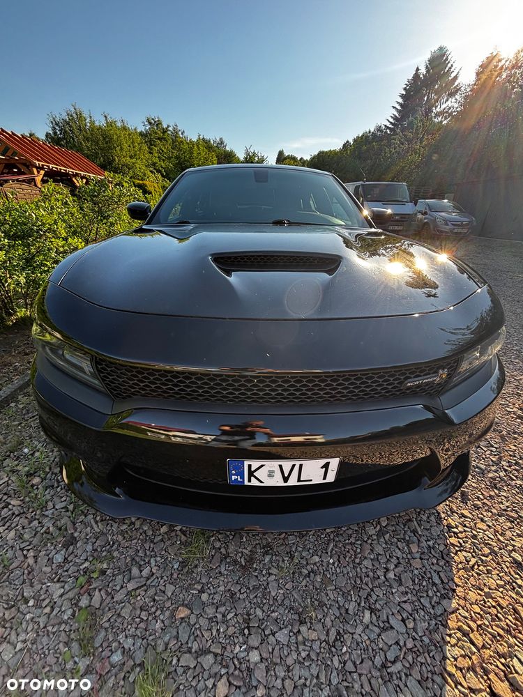 Dodge Charger 6.4 Scat Pack - 8