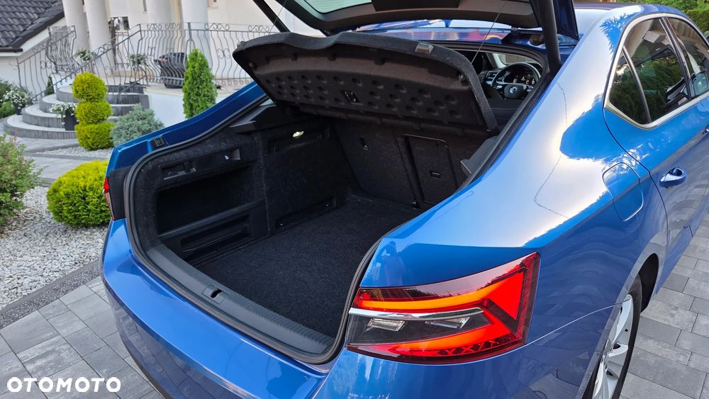 Skoda Superb 1.5 TSI Ambition DSG - 12