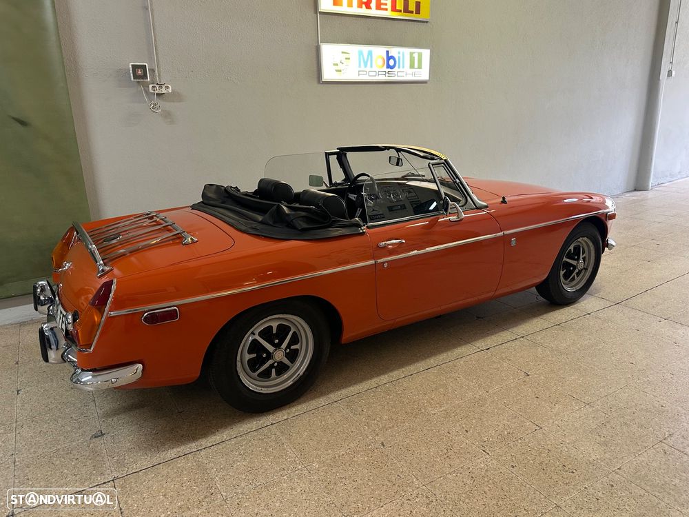 MG MGB - 26