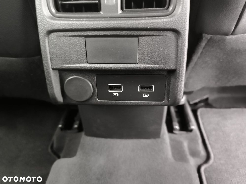 Renault Arkana 1.3 TCe mHEV Techno EDC - 26