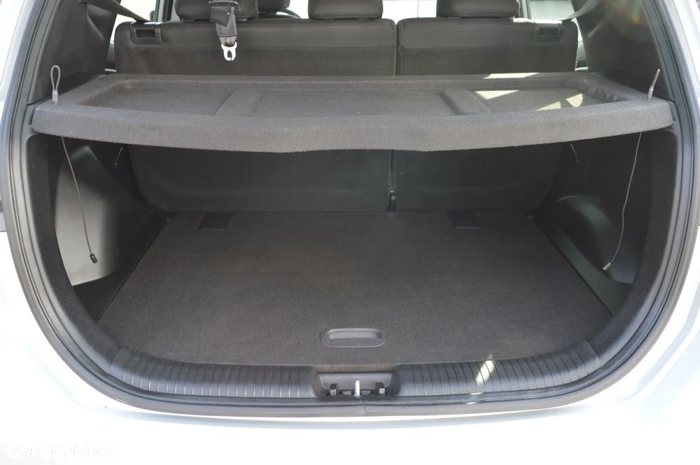 Hyundai ix20 1.6 Automatik Fifa World Cup Edition - 13