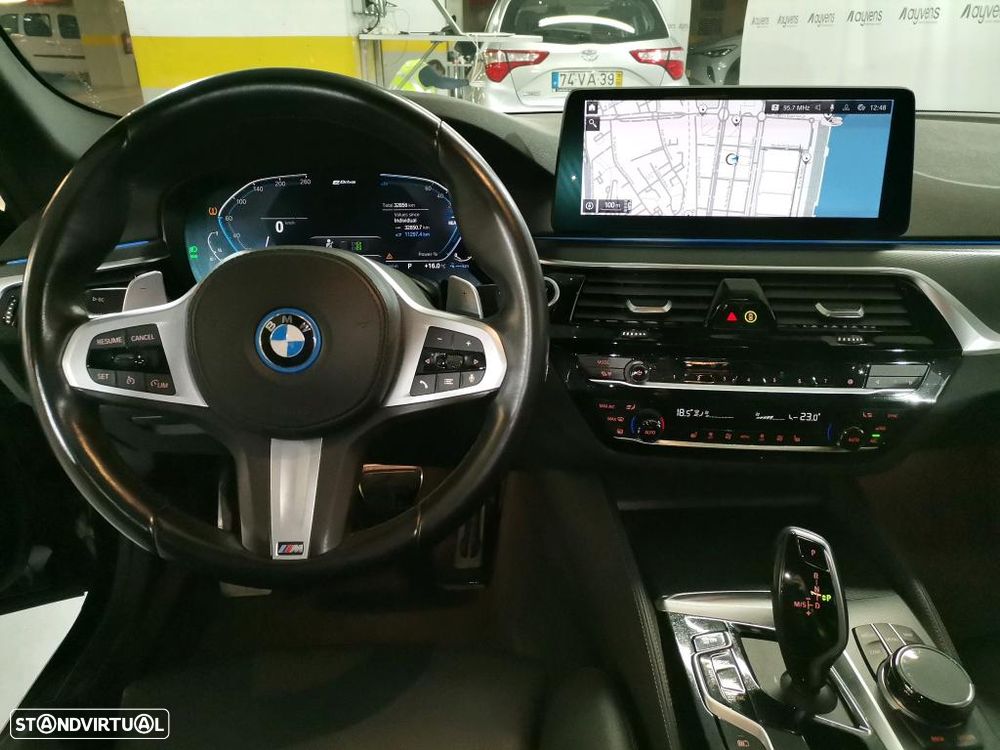 BMW 545 e xDrive - 7