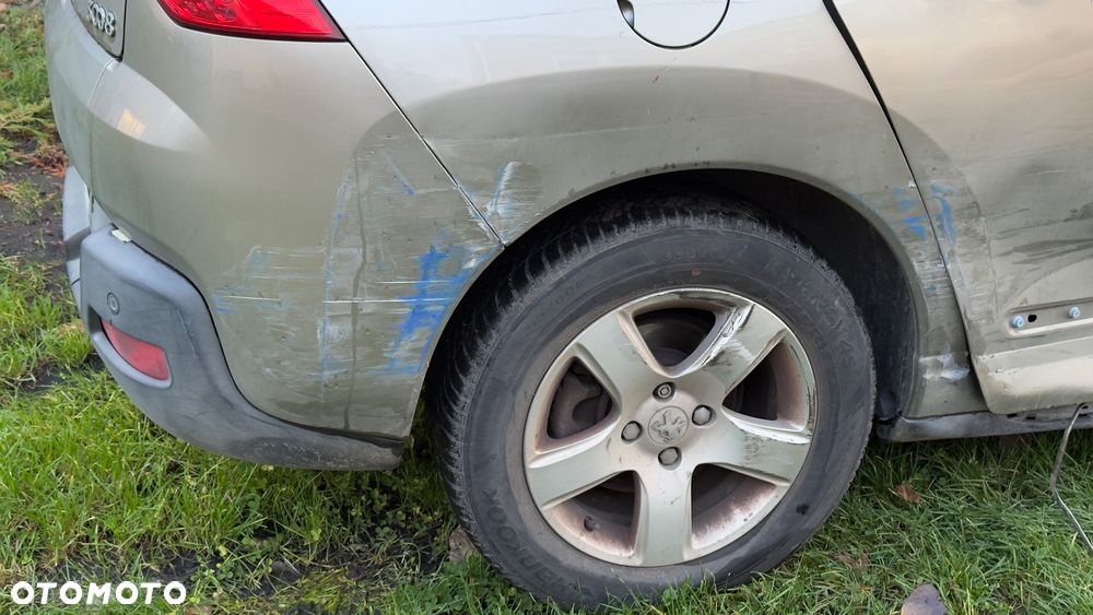 Peugeot 3008 1.6 Premium+ - 8