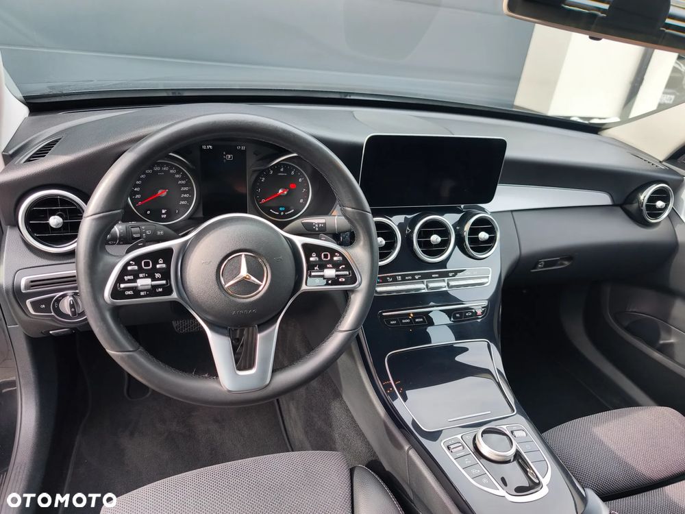 Mercedes-Benz Klasa C - 25